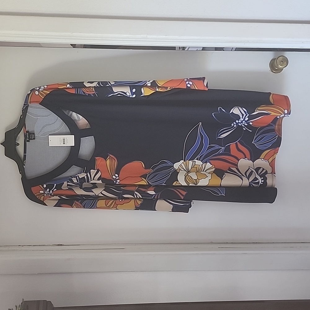 Evans Womens Plus size top 30/32